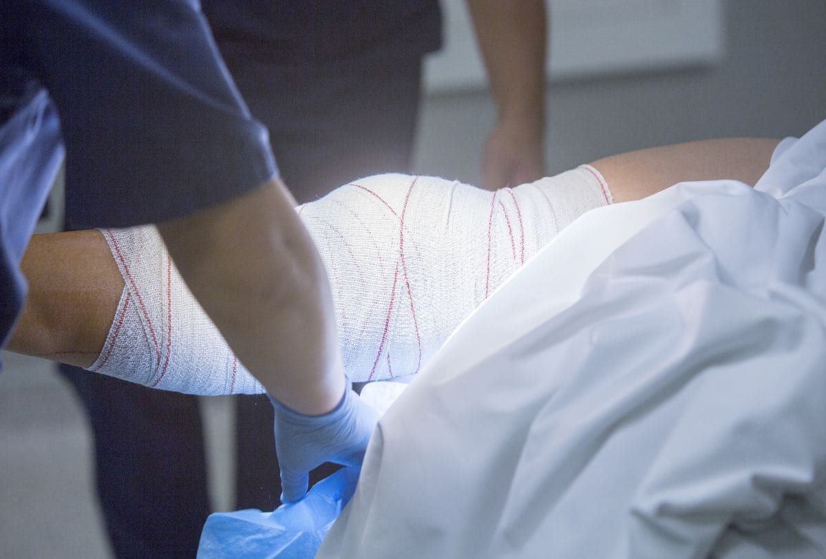 Traumatólogo y Ortopedista cerca de Plaza Principal Bernardo Reyes de San Nicolás de la Garza Nuevo León